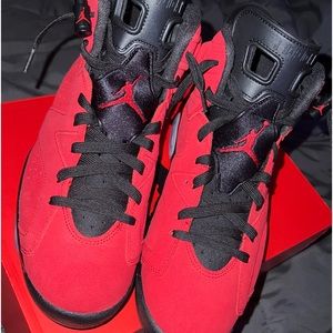 Jordan Retro 6 “Toro”